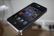 5 STAR DEAL ON IPHONE 4 32GB & BLACKBERRY TOUCH 9800
